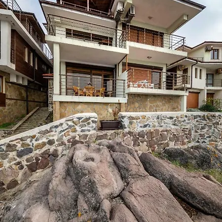Seaside فيلة سوزوبول